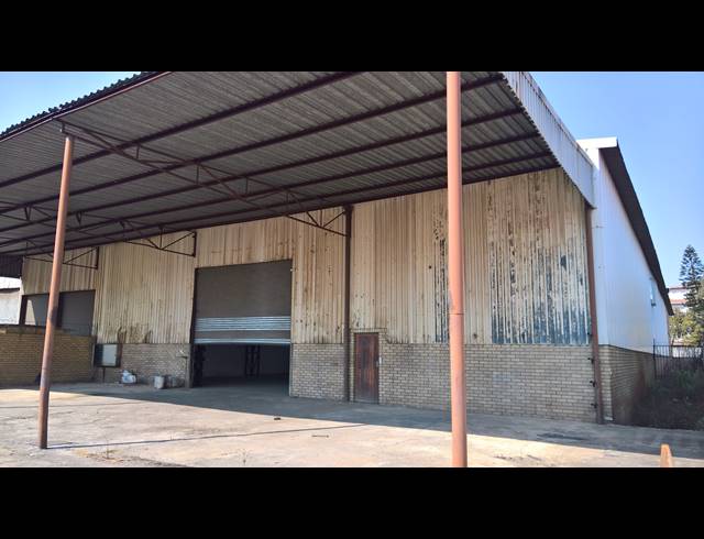 1,300M² WAREHOUSE TO LET IN ISANDO